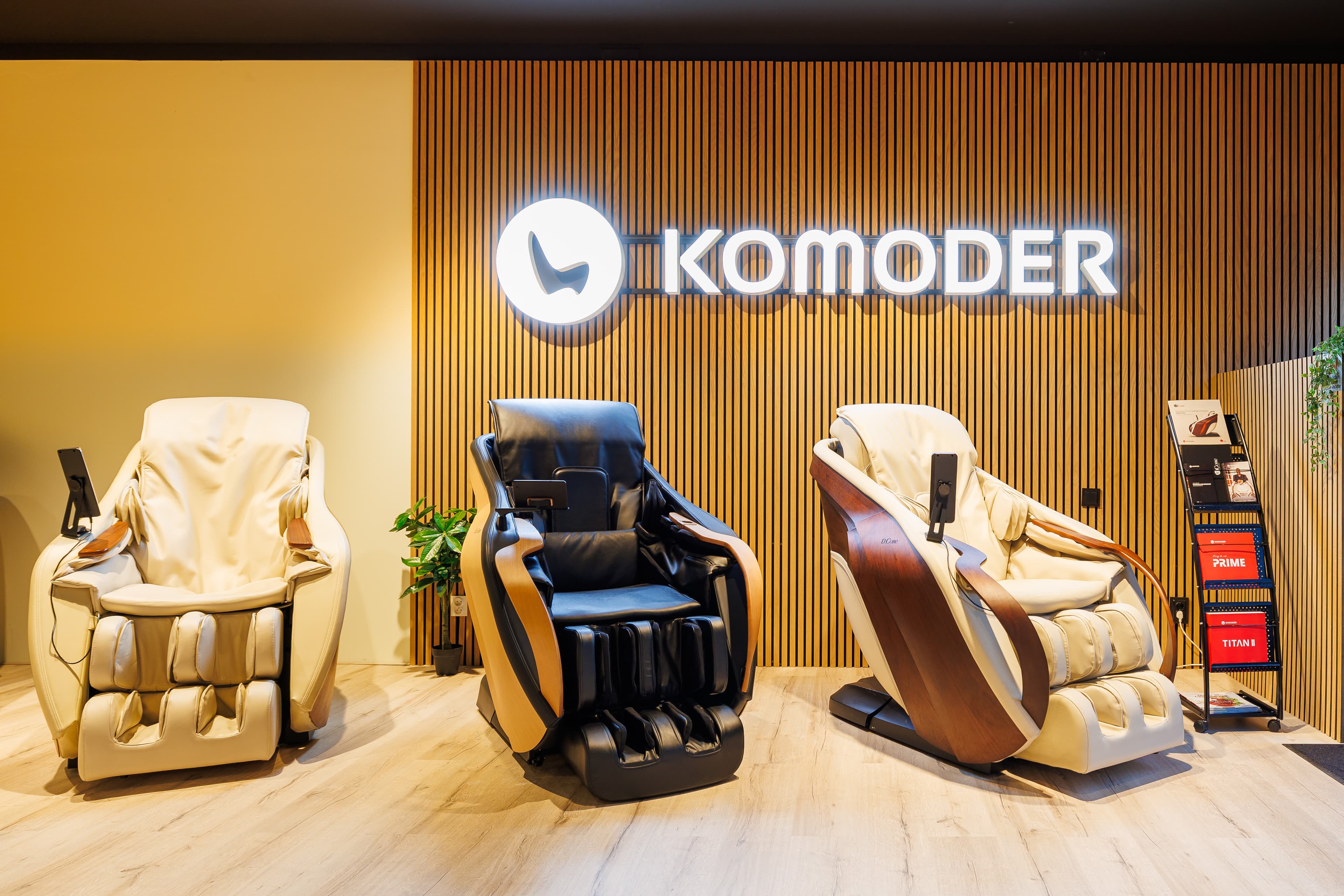 Showroom_Komoder_Lyon_010 (1).jpg