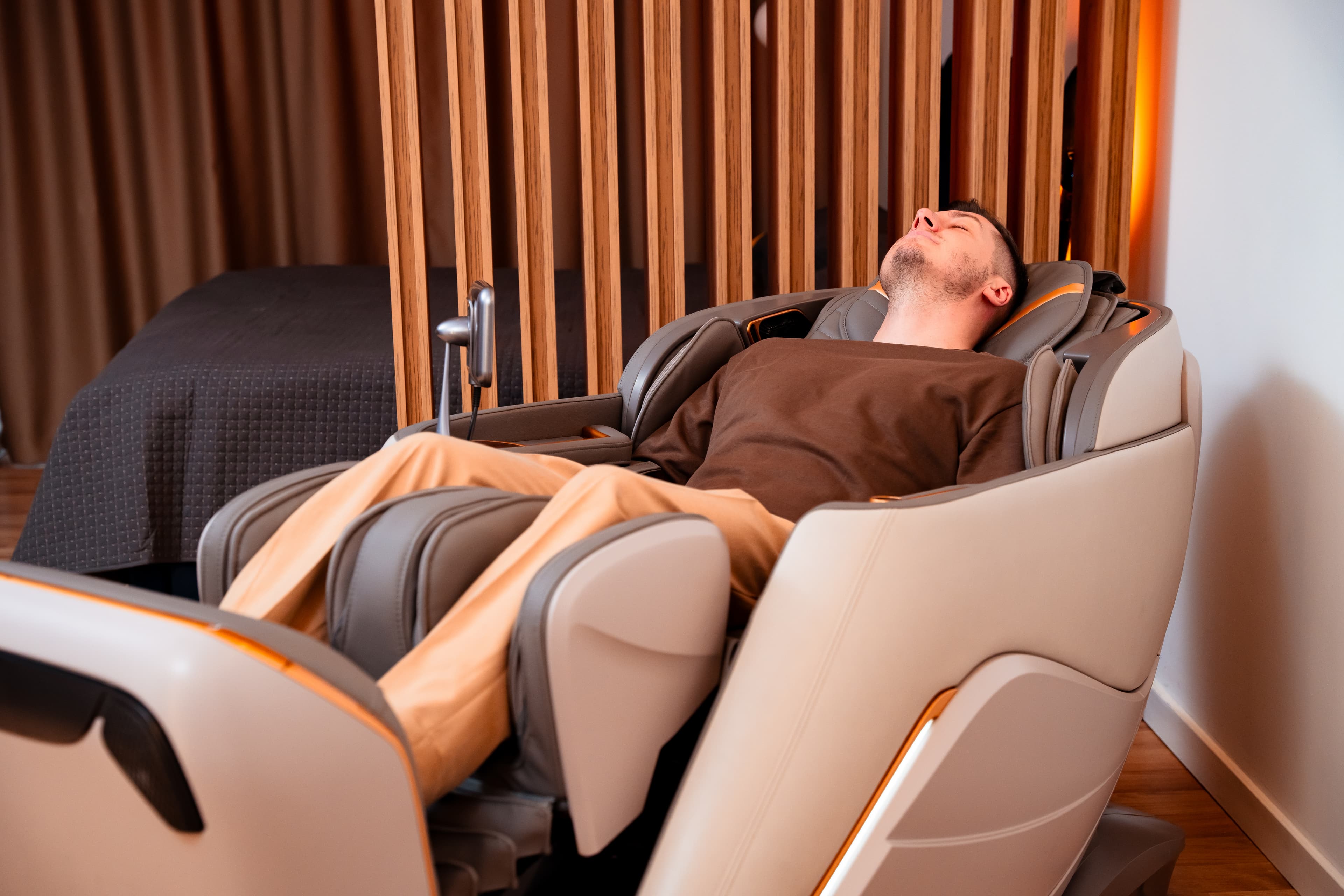 Le VELETA II DELUXE est le fauteuil de massage conçu pour traiter ces problèmes!